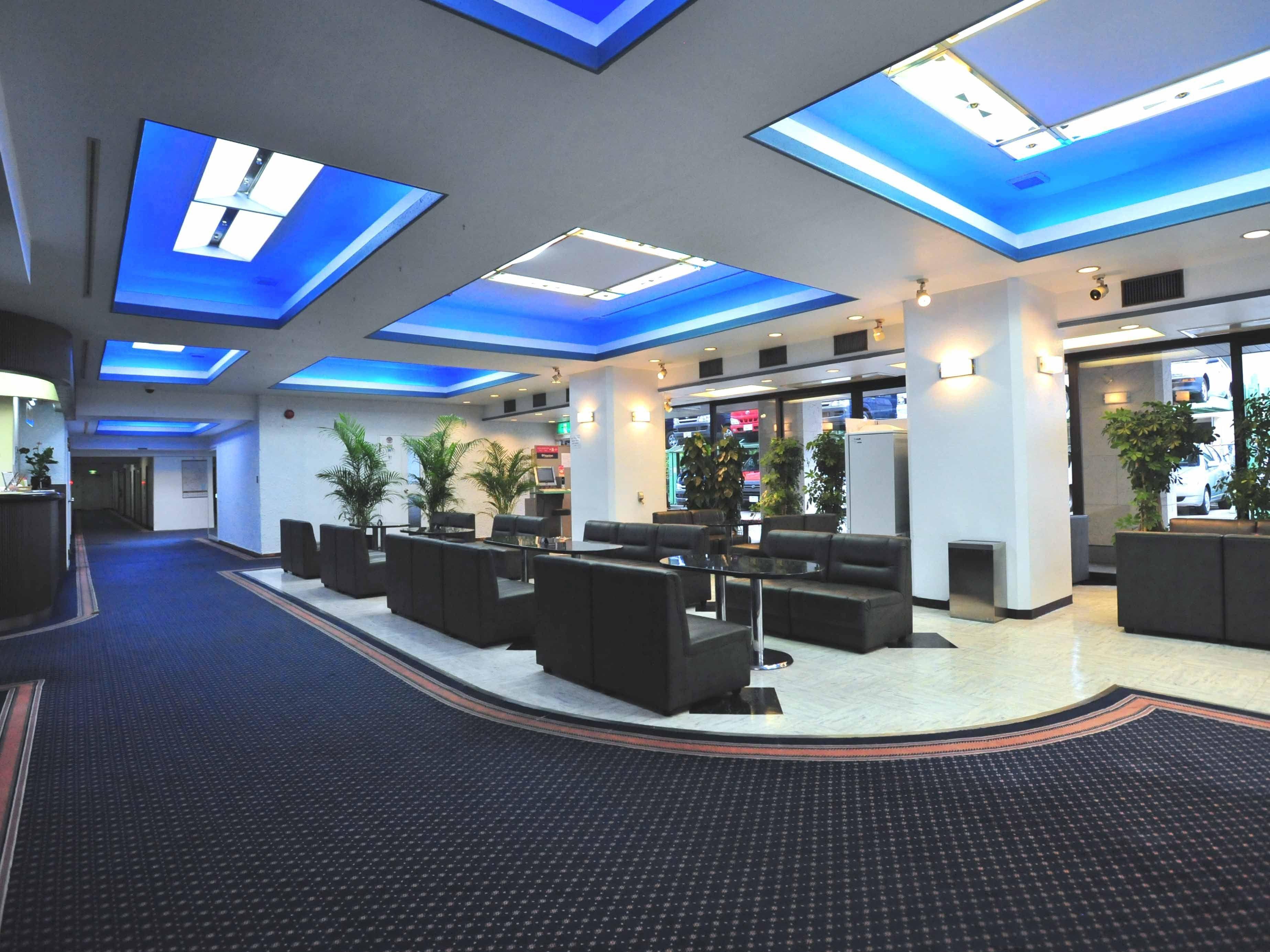 Tokyo Business Hotel — Photos 1